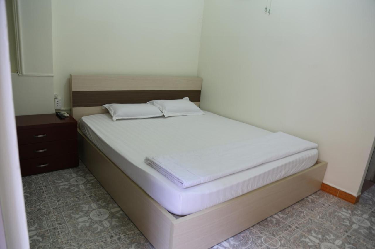 Thái Nhi Khách sạn *